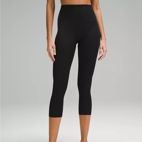lululemon Align™ High-Rise Ribbed Crop 23" - Picture 1 of 3